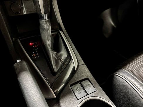 Used 2014 Toyota Corolla L image 22