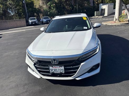 Used 2022 Honda Accord Touring image 10