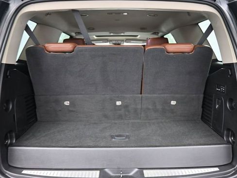 Used 2020 Cadillac Escalade Luxury AWD/4WD image 42
