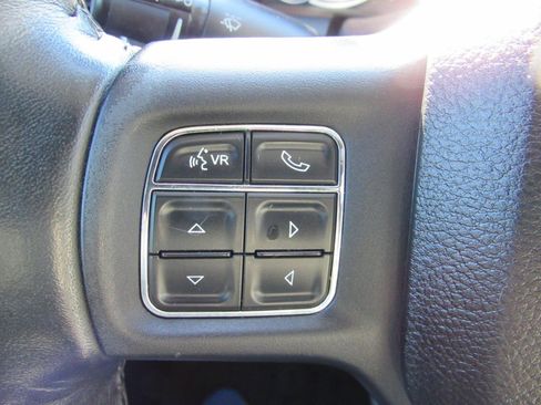 Used 2016 RAM 1500 Big Horn image 24