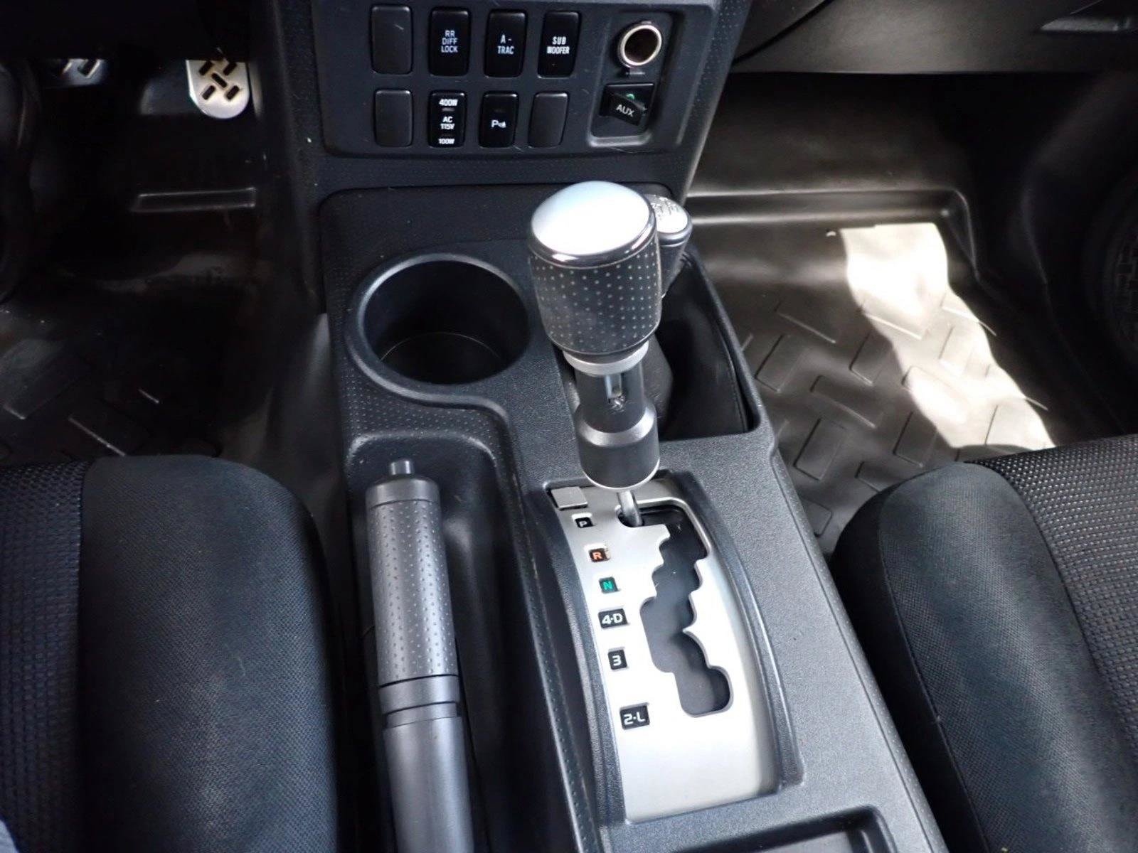 Used 2008 Toyota FJ Cruiser 4WD image 19