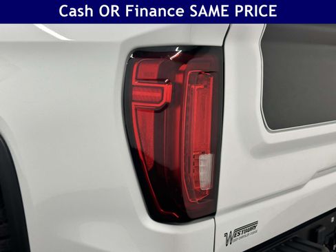 Used 2024 GMC Sierra 1500 AT4X w/ AT4X AEV Edition AWD/4WD image 8