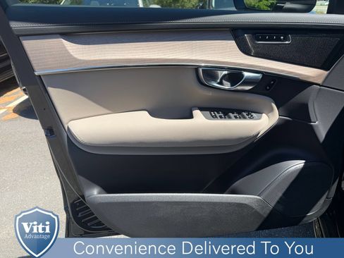New 2026 Volvo XC90 T8 Plus w/ Protection Package Premier AWD/4WD image 11