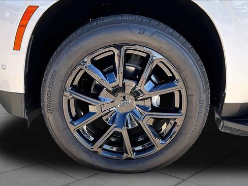 Used 2025 Chevrolet Tahoe RST w/ RST Capability Package AWD/4WD image 11