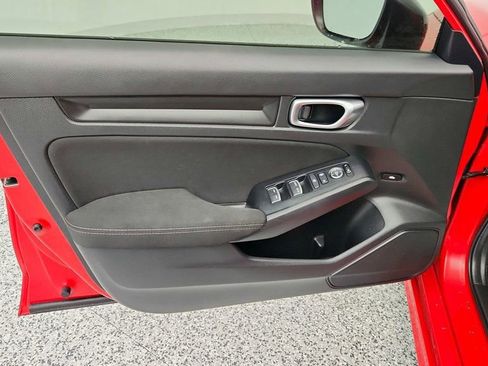 Used 2023 Honda Civic Sport image 10