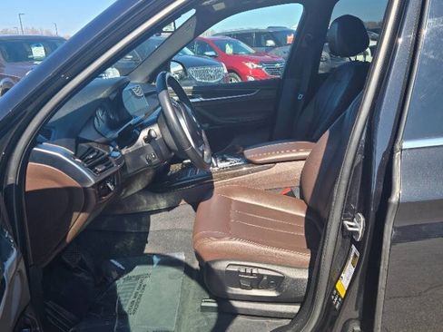 Used 2017 BMW X5 xDrive35i image 12