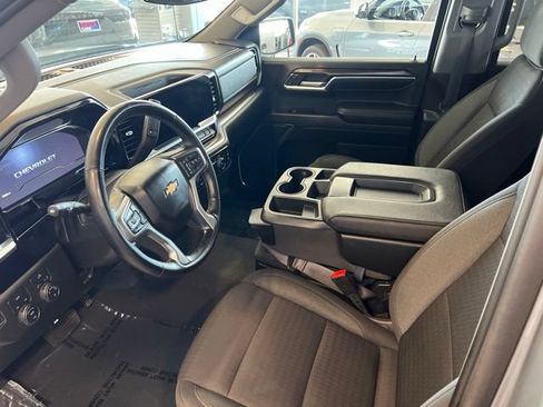 Used 2023 Chevrolet Silverado 1500 LT w/ Protection Package AWD/4WD image 3