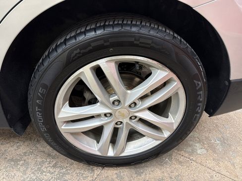 Used 2020 Chevrolet Equinox Premier image 8