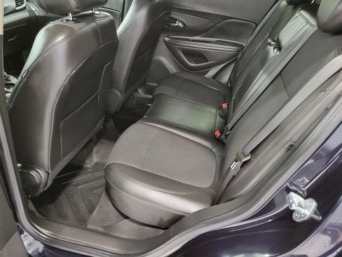 Used 2022 Buick Encore Preferred w/ Safety Package II image 21