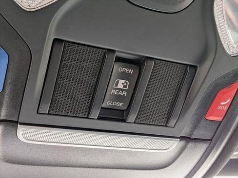 Certified 2024 RAM 1500 Big Horn AWD/4WD image 19