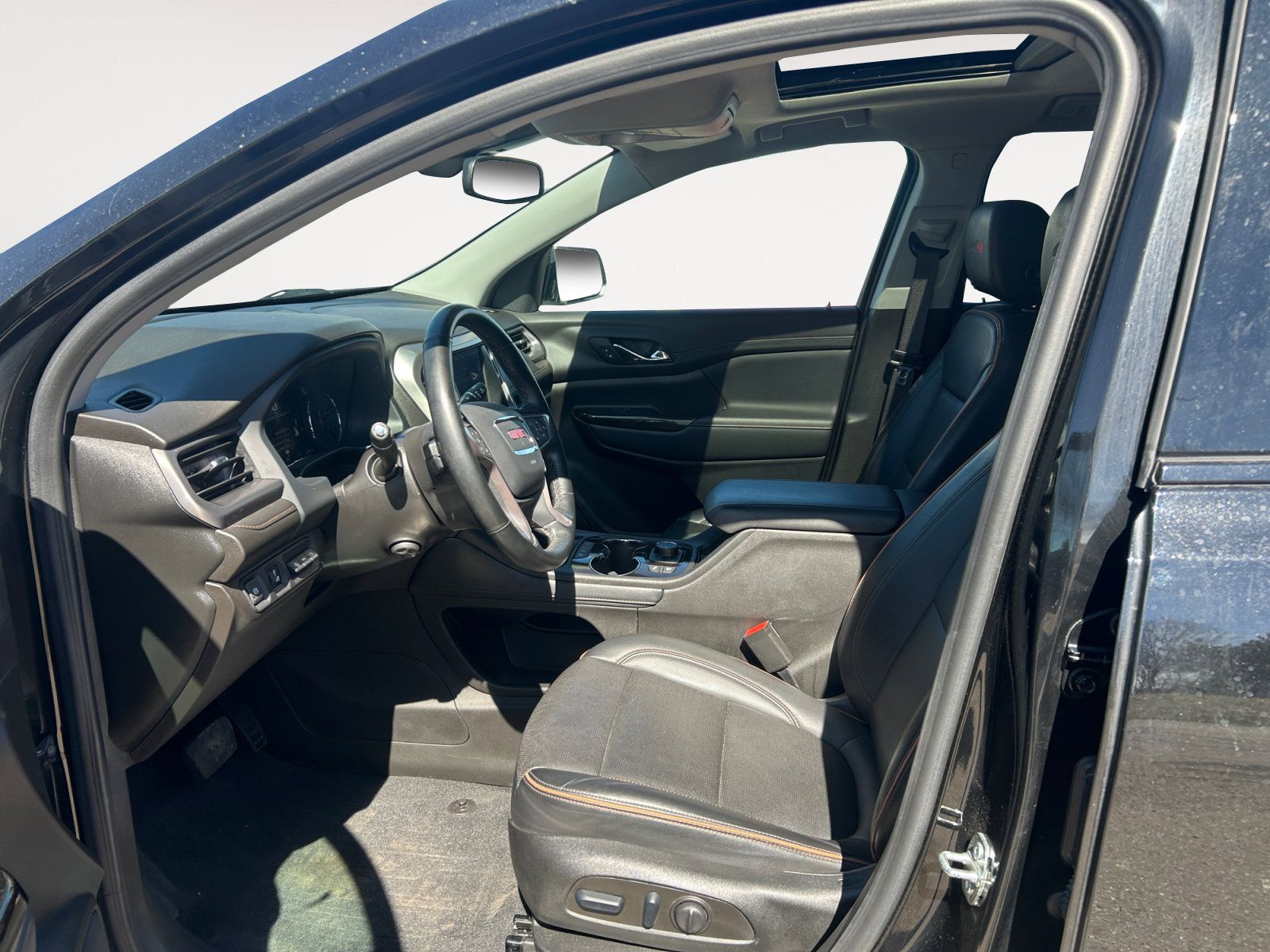 Used 2023 GMC Acadia AT4 w/ Technology Package AWD/4WD image 9