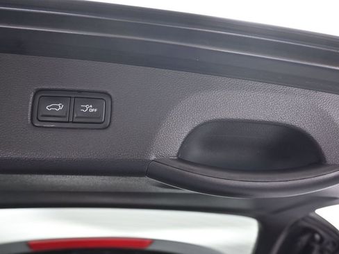 Used 2024 Kia Carnival SX Prestige image 68