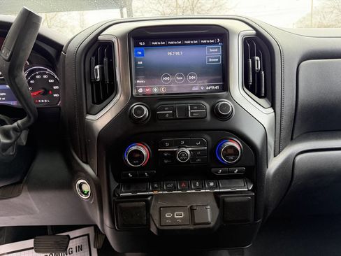 Used 2019 Chevrolet Silverado 1500 LT w/ All-Star Edition image 15