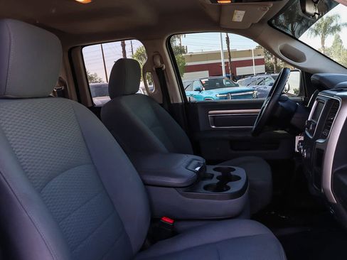 Used 2017 RAM 1500 Classic SLT image 25