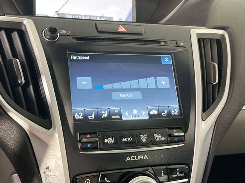 Used 2018 Acura TLX w/ Technology Package FWD image 16