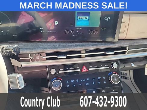 Used 2025 Hyundai Santa Fe Limited image 15