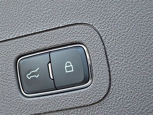 Certified 2024 Lincoln Aviator Reserve w/ Elements Package Plus image 32