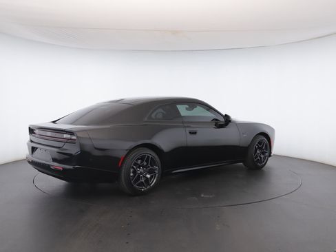 Used 2024 Dodge Charger Daytona R/T w/ Plus Group image 28