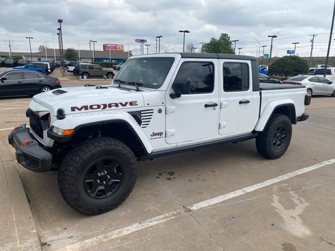 Used 2023 Jeep Gladiator Mojave w/ Cold Weather Group image 2