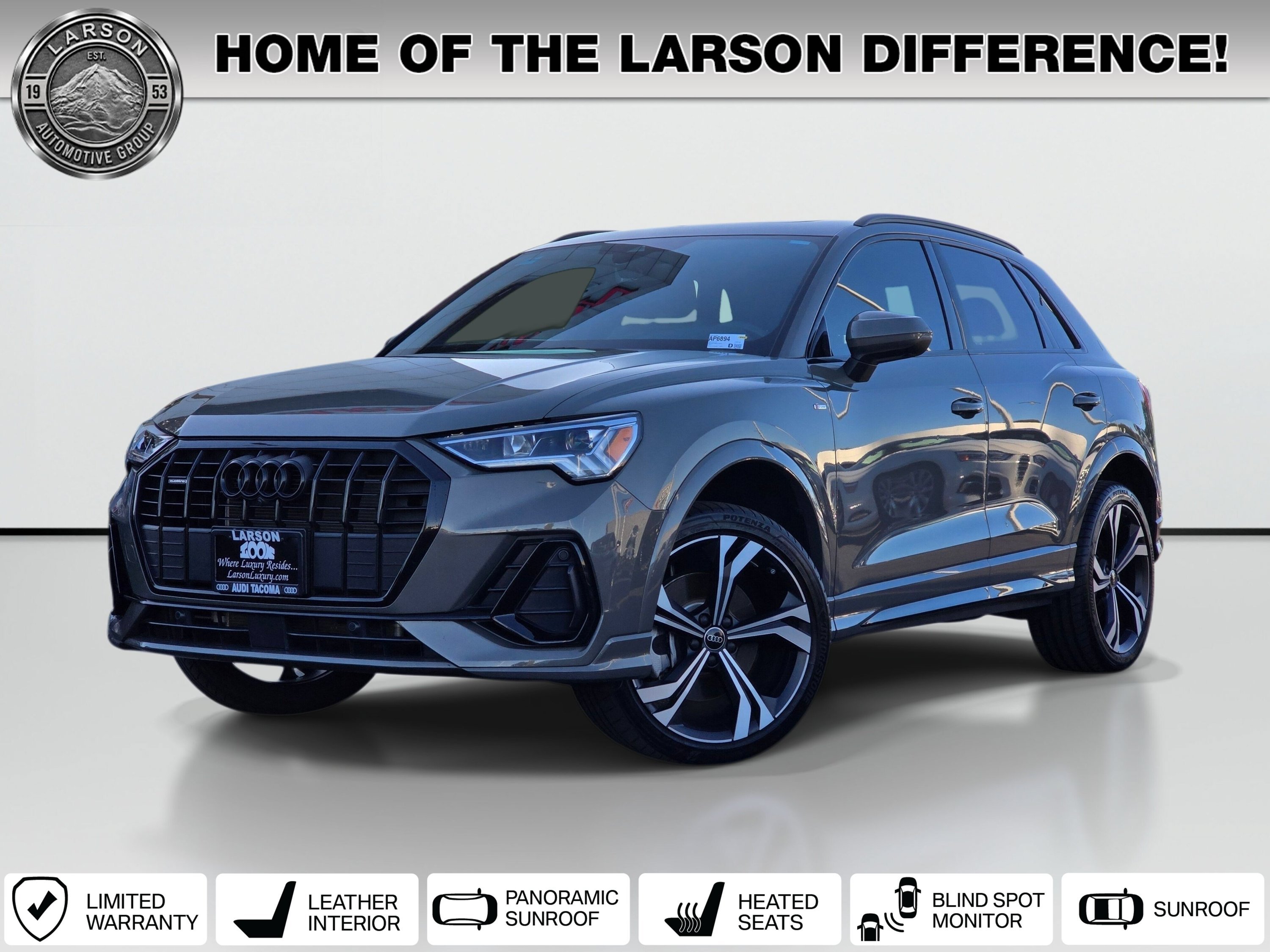 Used 2024 Audi Q3 2.0T Premium Plus w/ Premium Plus Package AWD/4WD image 1