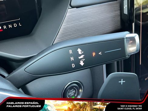 New 2026 GMC Acadia Denali w/ Super Cruise Package FWD image 36
