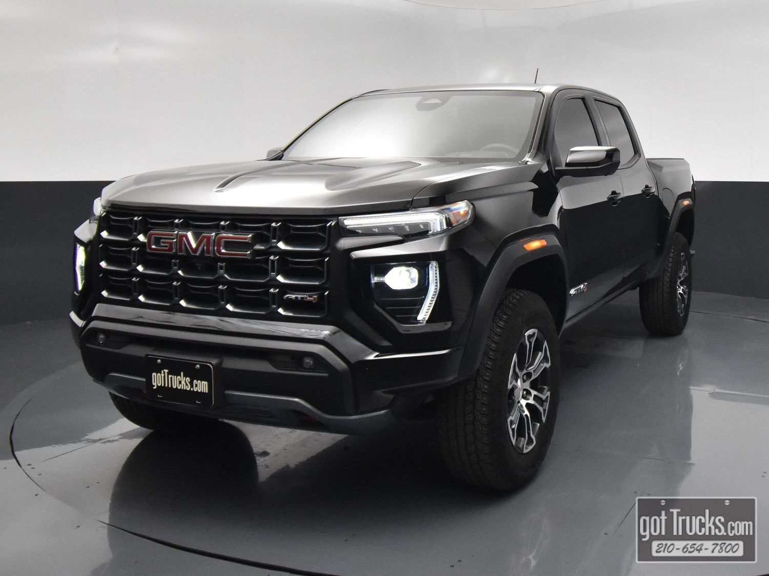 Used 2024 GMC Canyon AT4 w/ Technology Package AWD/4WD image 49