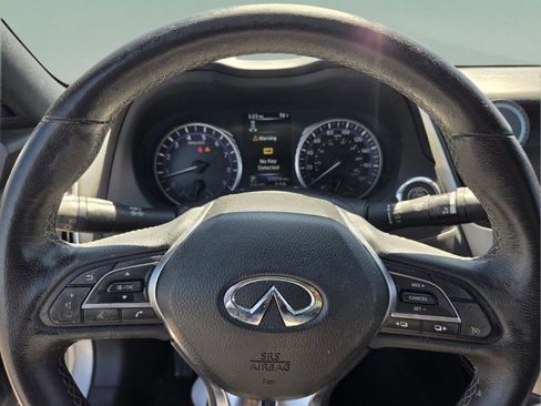 Used 2017 INFINITI Q60 3.0t w/ Premium Plus Package 3.0T RWD image 14