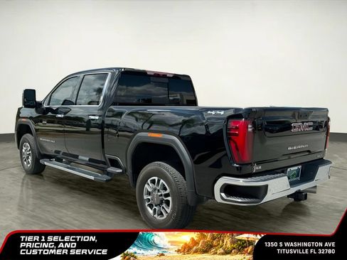 Certified 2024 GMC Sierra 2500 SLT w/ SLT Premium Package AWD/4WD image 4