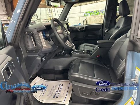 New 2025 Ford Bronco Outer Banks w/ Black Appearance Package image 9