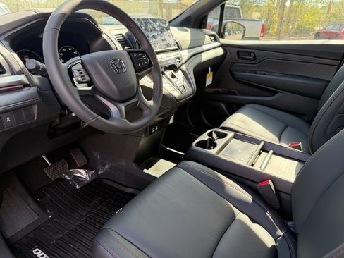New 2026 Honda Odyssey Sport-L image 15