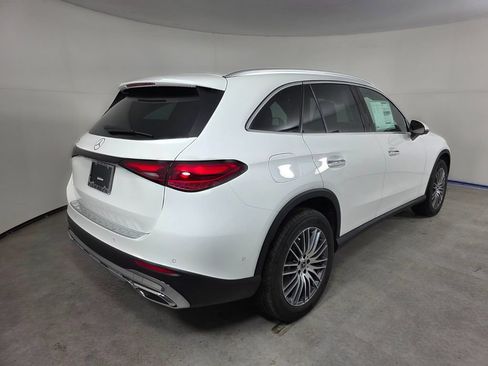 New 2027 Mercedes-Benz GLC 300 image 4