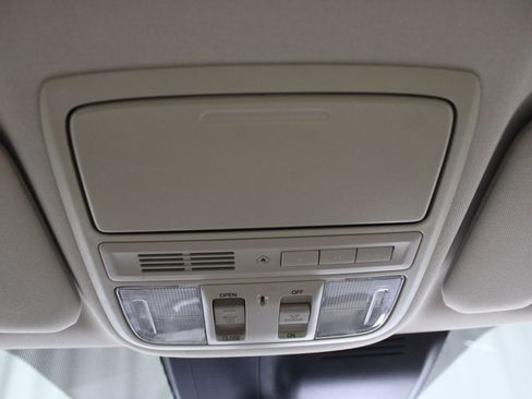 Used 2018 Honda CR-V EX-L image 31