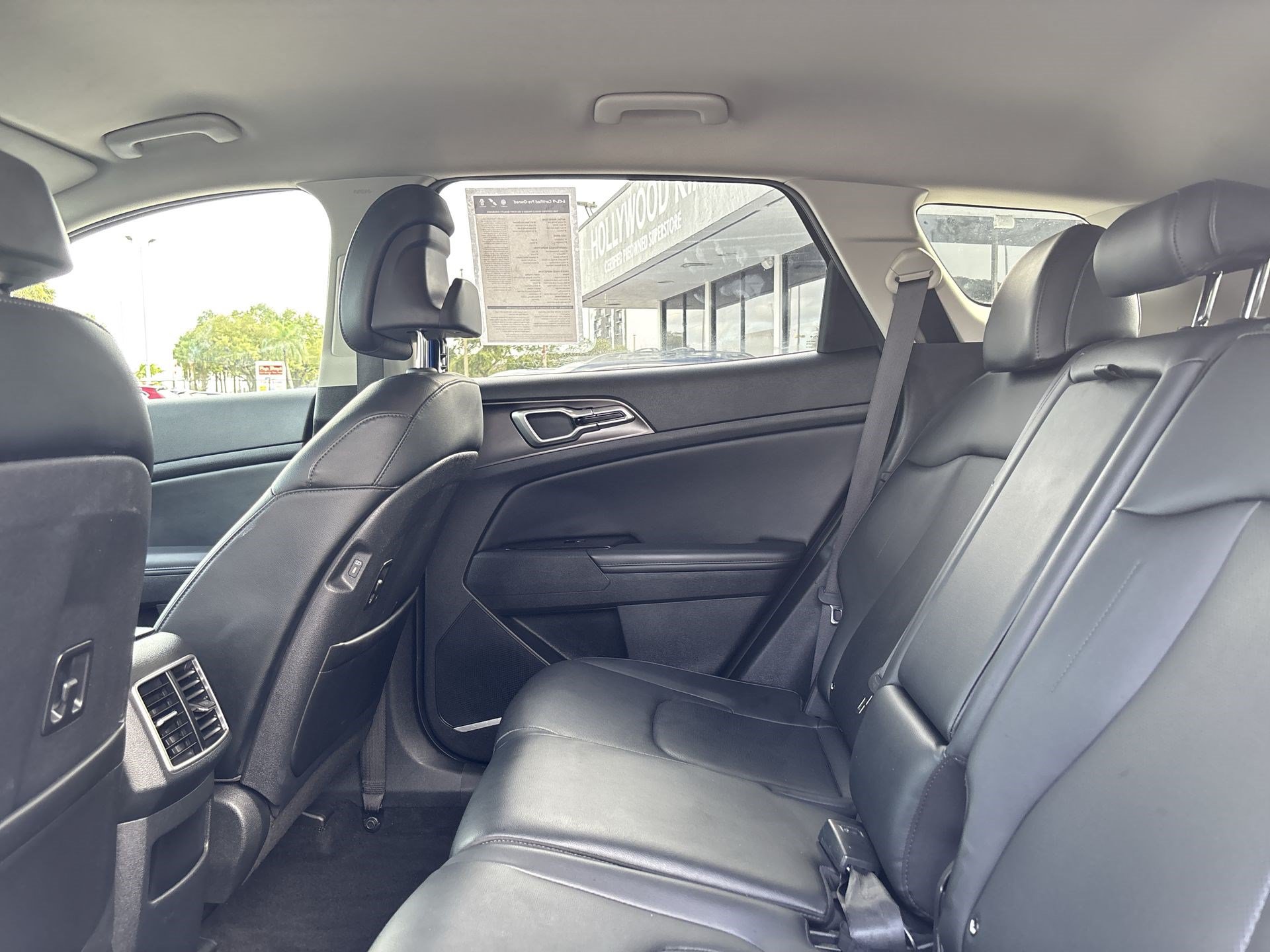 Used 2023 Kia Sportage EX FWD image 22