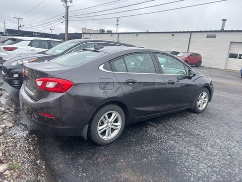 Used 2016 Chevrolet Cruze LT w/ Convenience Package image 4