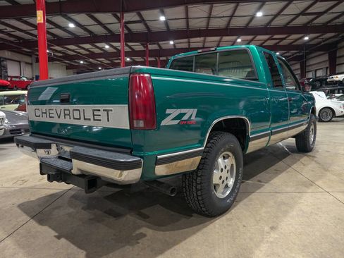 Used 1995 Chevrolet Silverado 1500 K1500 Silverado 2dr 4WD Extend image 8