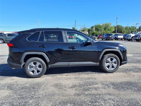 Used 2024 Toyota RAV4 XLE image 5