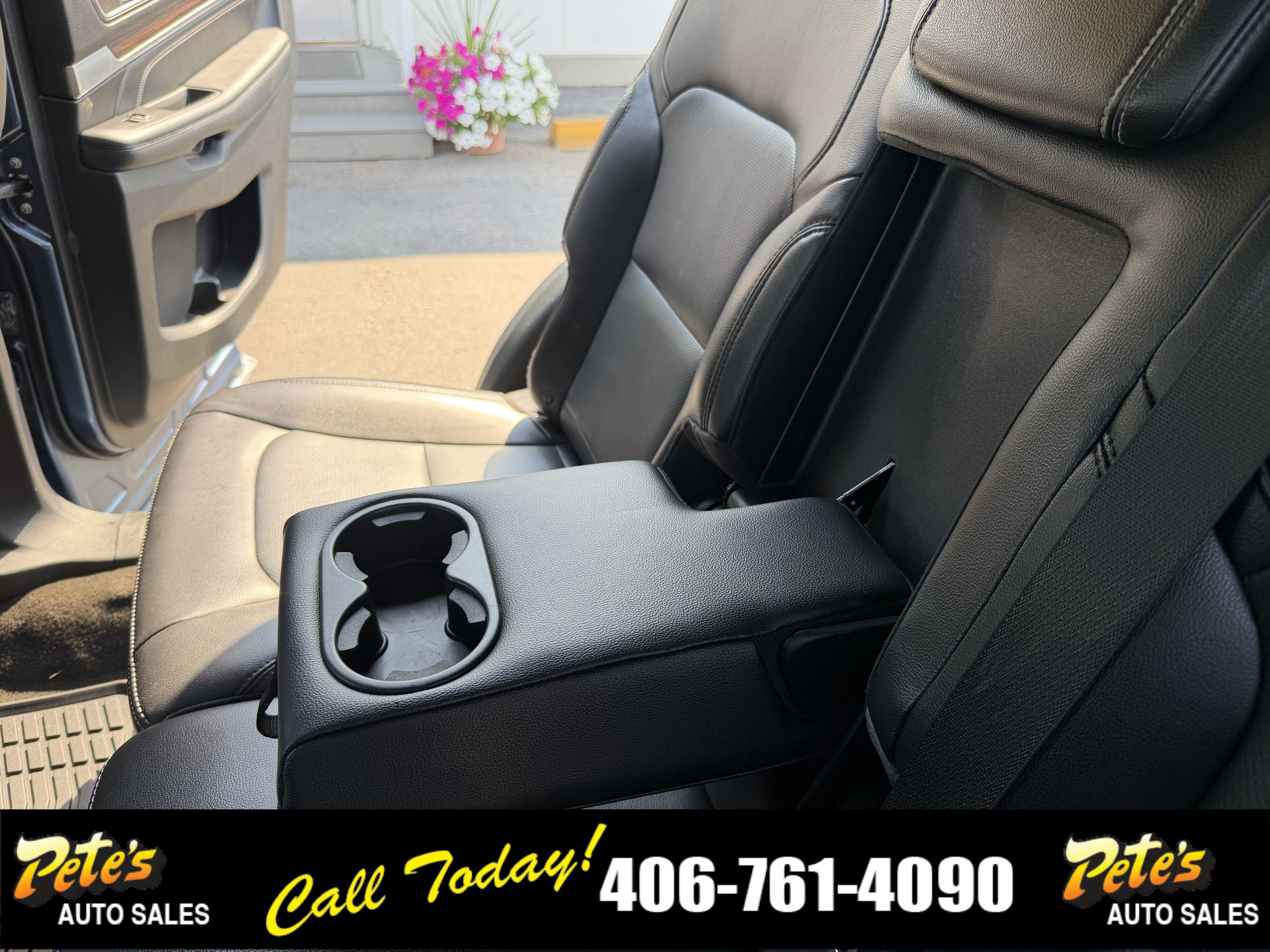 Used 2018 Ford Explorer Limited AWD/4WD image 37