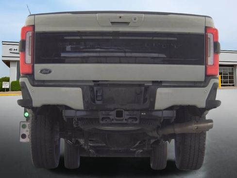 Used 2026 Ford F250 Platinum AWD/4WD image 8