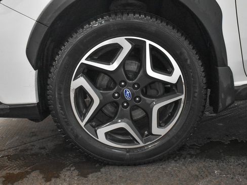 Used 2020 Subaru Crosstrek 2.0i Limited w/ Moonroof Package w/Navigation image 9