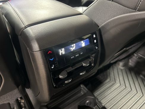 Certified 2023 Jeep Grand Cherokee L Limited image 29