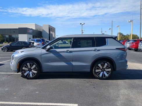 New 2026 Mitsubishi Outlander SEL AWD/4WD image 9