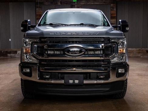 Used 2022 Ford F250 XLT w/ XLT Premium Package image 2