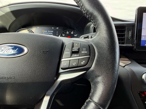 Used 2020 Ford Explorer Limited image 26