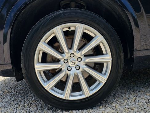 Used 2016 Volvo XC90 T6 Inscription w/ Protection Package Plus AWD/4WD image 9