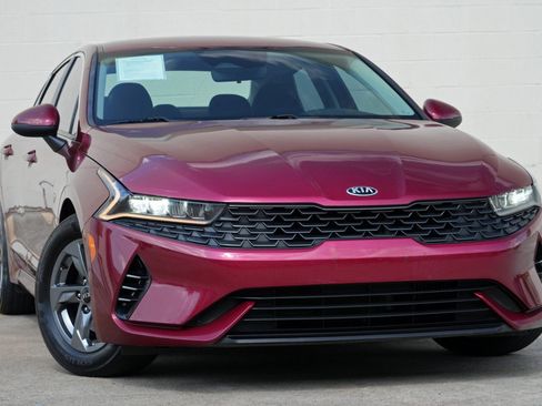 Used 2021 Kia K5 LXS FWD image 2