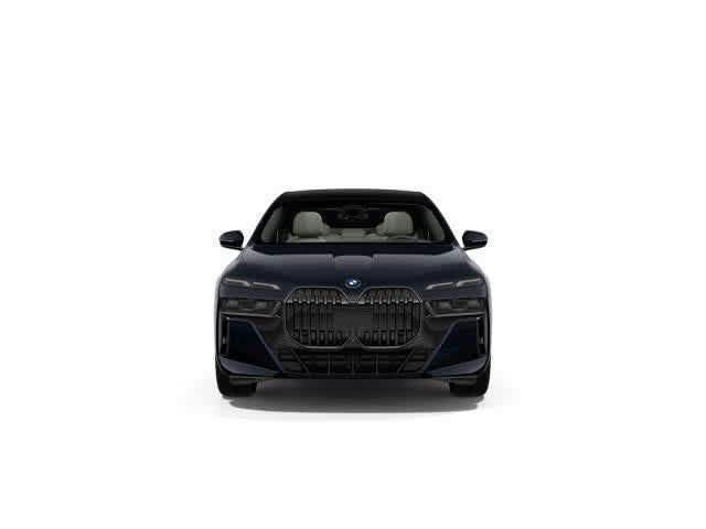 Used 2026 BMW 750e xDrive AWD/4WD image 2