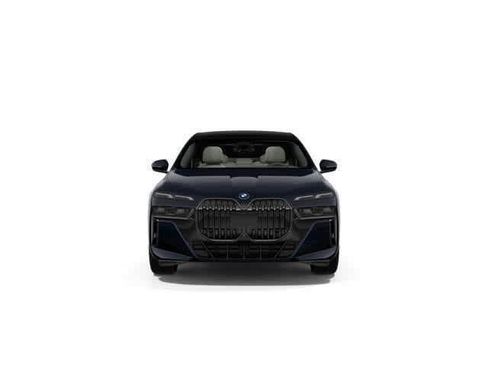 Used 2026 BMW 750e xDrive AWD/4WD image 2