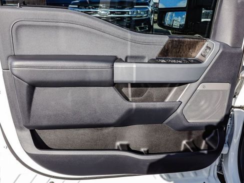 Used 2024 Ford F250 Lariat image 21