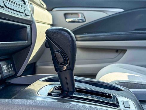 Used 2016 Honda Pilot EX image 22