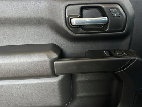 Certified 2025 GMC Sierra 1500 Pro w/ Convenience Package image 11